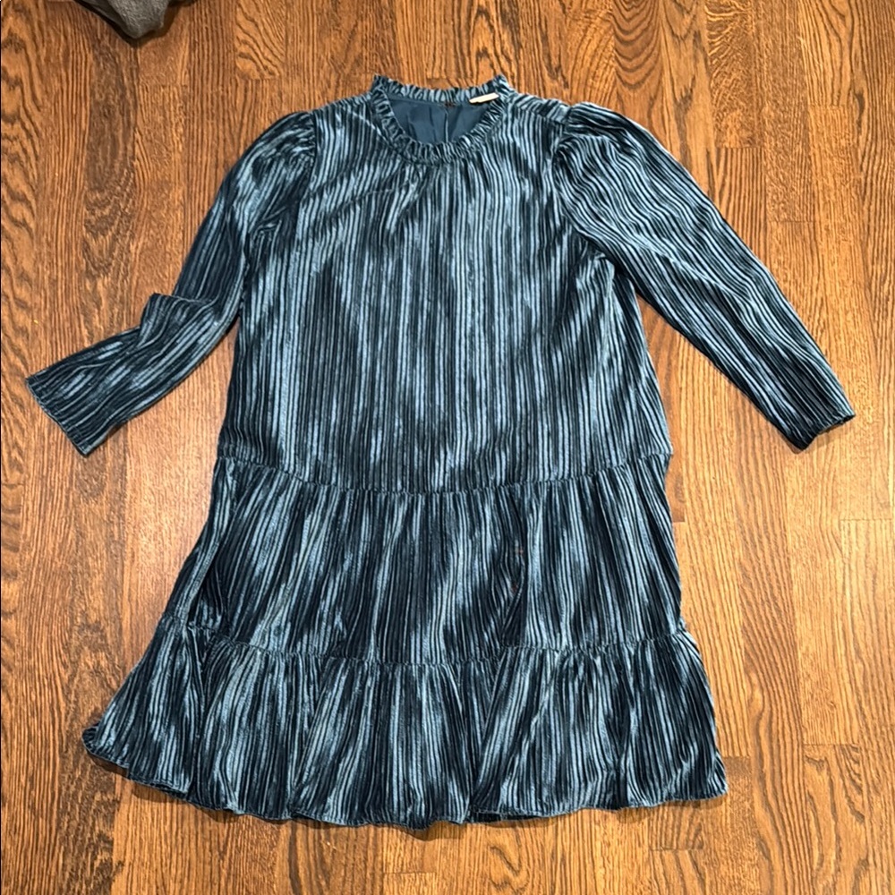 Elegant Blue Velvet Dress
